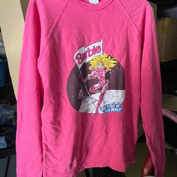 Barbie Pink Crewneck Sweatshirt She’s Out Of This World Hot Topic Moon landing - Picture 2 of 4